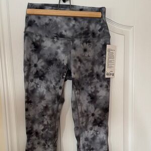 lululemon athletica Black and Gray Patterned Leggings